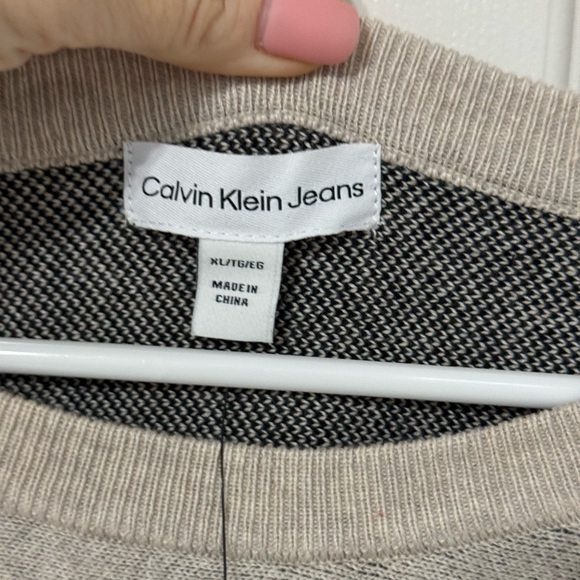 NWT Calvin Klein sweater ladies SIZE XL - Picture 3 of 9